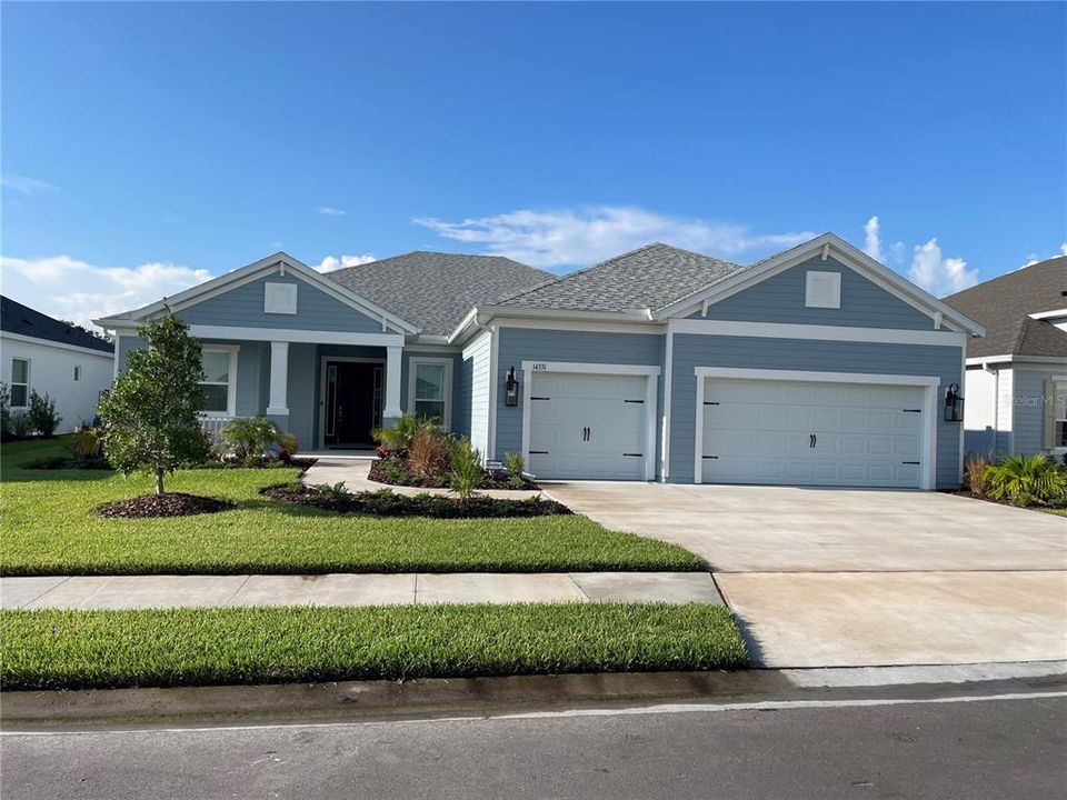 Recently Sold: $1,095,954 (3 beds, 3 baths, 2698 Square Feet)