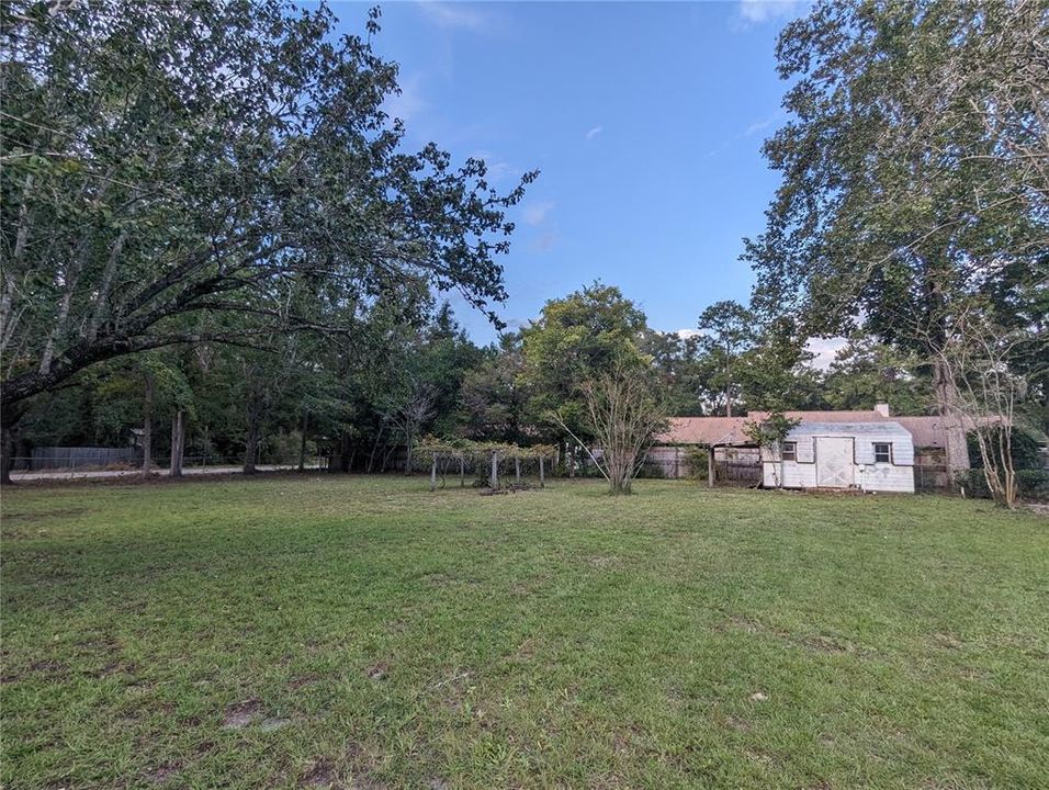 Recently Sold: $115,500 (3 beds, 2 baths, 1640 Square Feet)