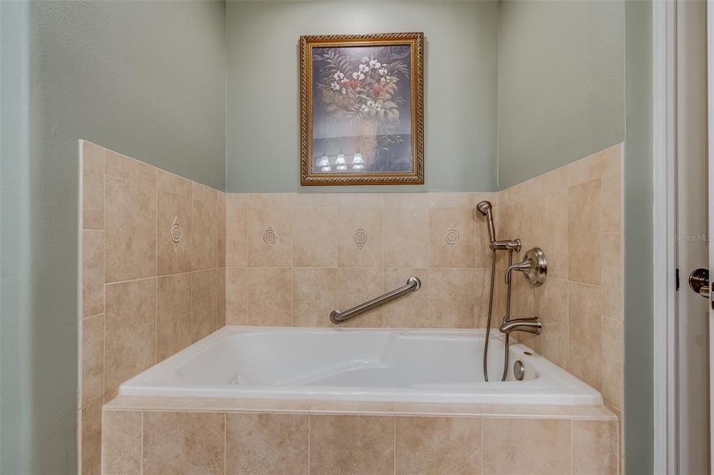 Недавно продано: $769,900 (3 спален, 2 ванн, 1885 Квадратных фут)