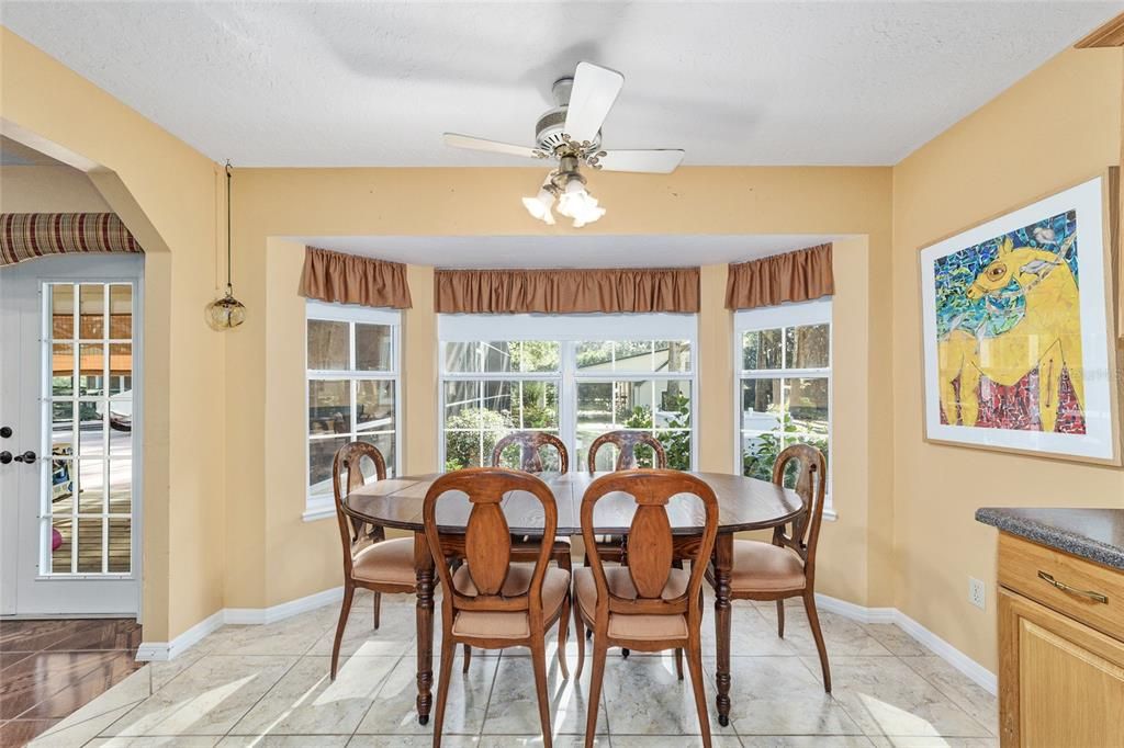 Recently Sold: $699,000 (3 beds, 2 baths, 2158 Square Feet)