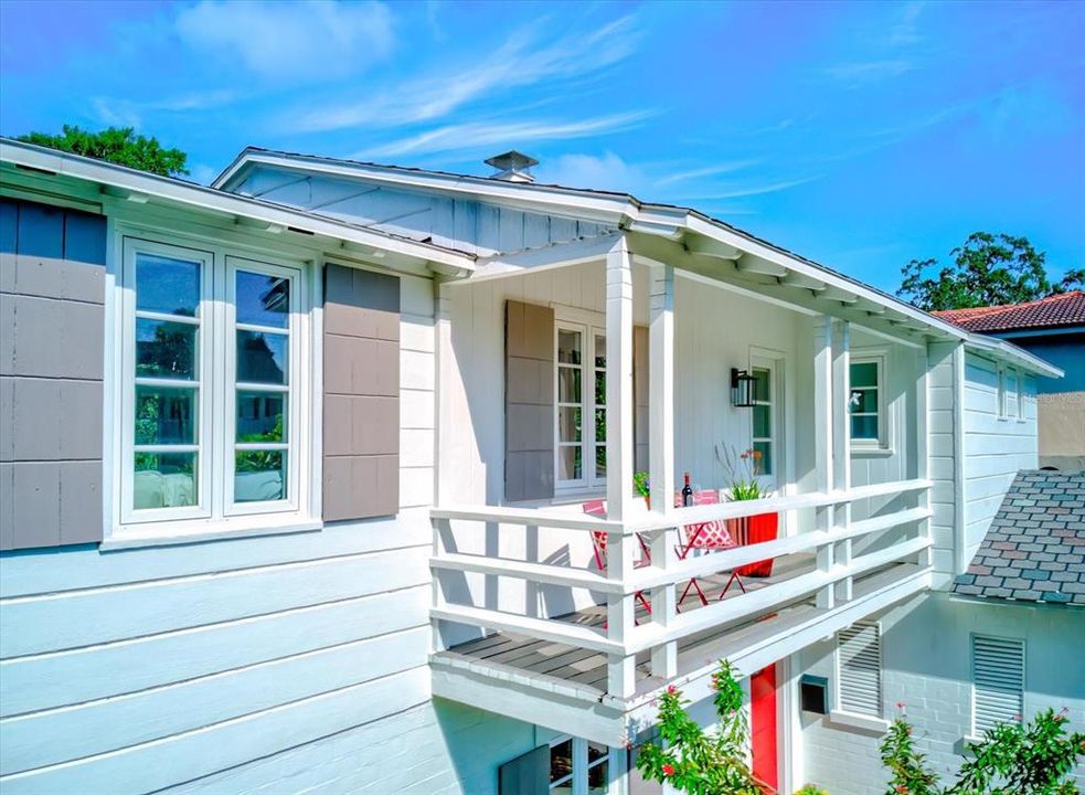 Side view of balcony and upstairs.