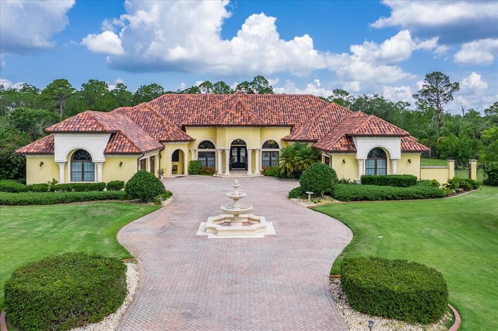 For Sale: $1,950,000 (4 beds, 6 baths, 6554 Square Feet)