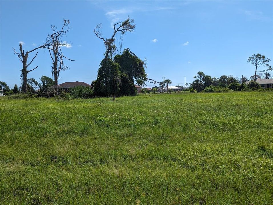 Vendido Recientemente: $65,000 (0.37 acres)
