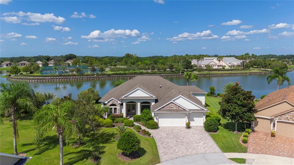 Recently Sold: $739,000 (3 beds, 3 baths, 2998 Square Feet)