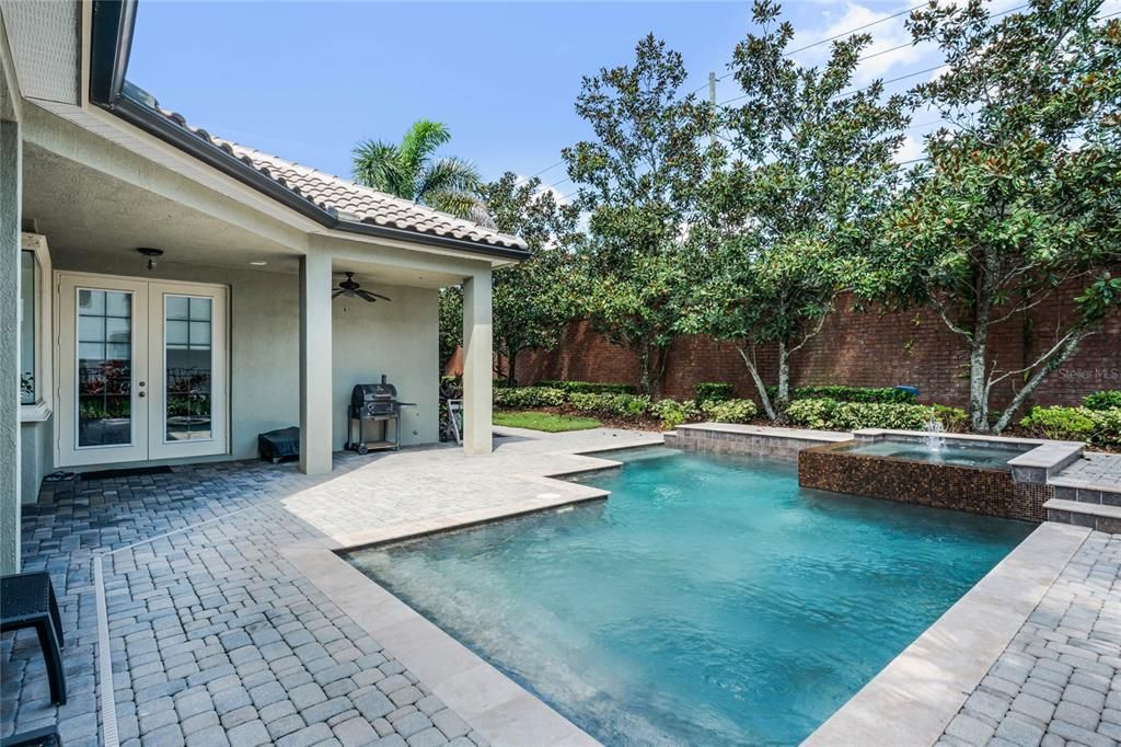 Recently Sold: $875,000 (4 beds, 4 baths, 3604 Square Feet)