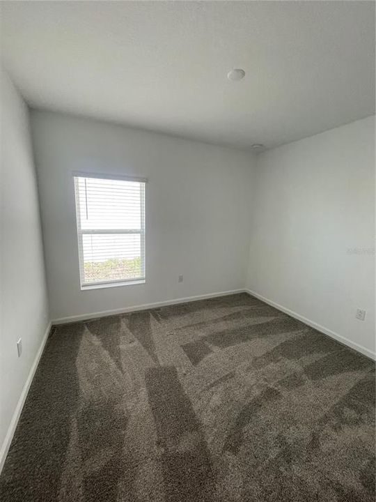 Recently Rented: $2,000 (3 beds, 2 baths, 1461 Square Feet)