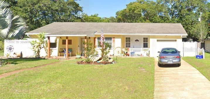 Recently Sold: $300,000 (3 beds, 2 baths, 1580 Square Feet)