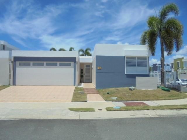 Recently Sold: $145,000 (3 beds, 2 baths, 1820 Square Feet)