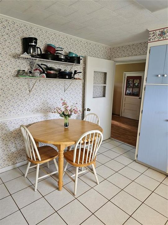 Eating area in kitchen