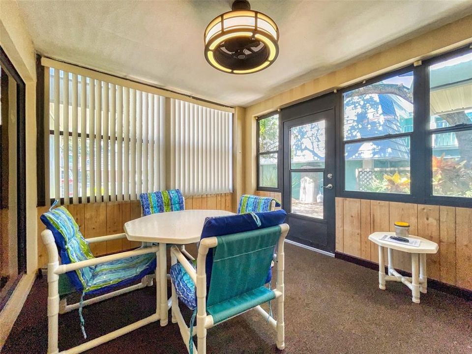 En Venta: $324,500 (2 camas, 2 baños, 1188 Pies cuadrados)