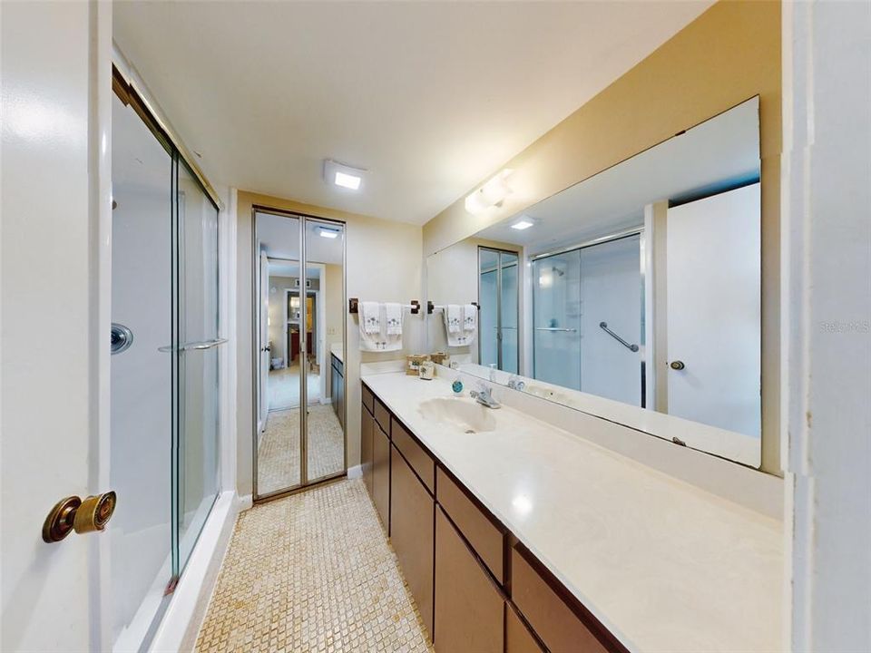 En Venta: $324,500 (2 camas, 2 baños, 1188 Pies cuadrados)