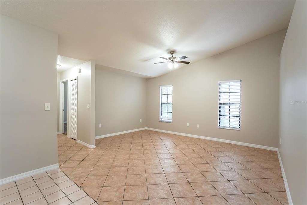 Recently Rented: $1,995 (3 beds, 2 baths, 2024 Square Feet)