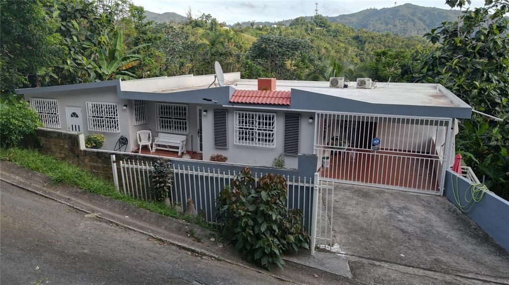 En Venta: $364,000 (6 camas, 5 baños, 3474 Pies cuadrados)