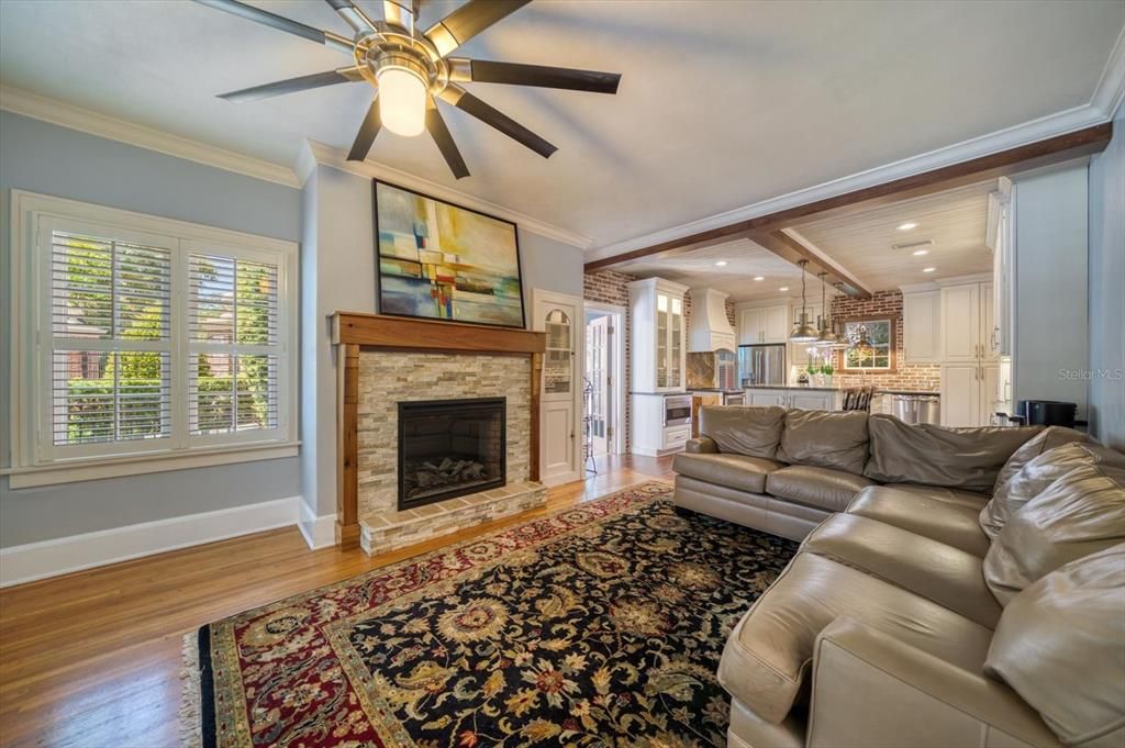 Family Room to Kitchen