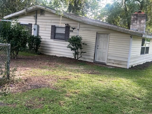 Recently Sold: $135,000 (2 beds, 1 baths, 944 Square Feet)