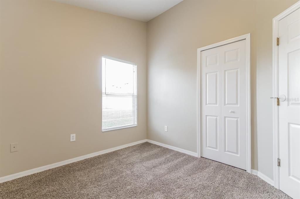 Active With Contract: $2,095 (3 beds, 2 baths, 1952 Square Feet)