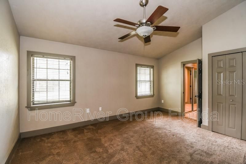 Recently Rented: $1,695 (3 beds, 2 baths, 1527 Square Feet)