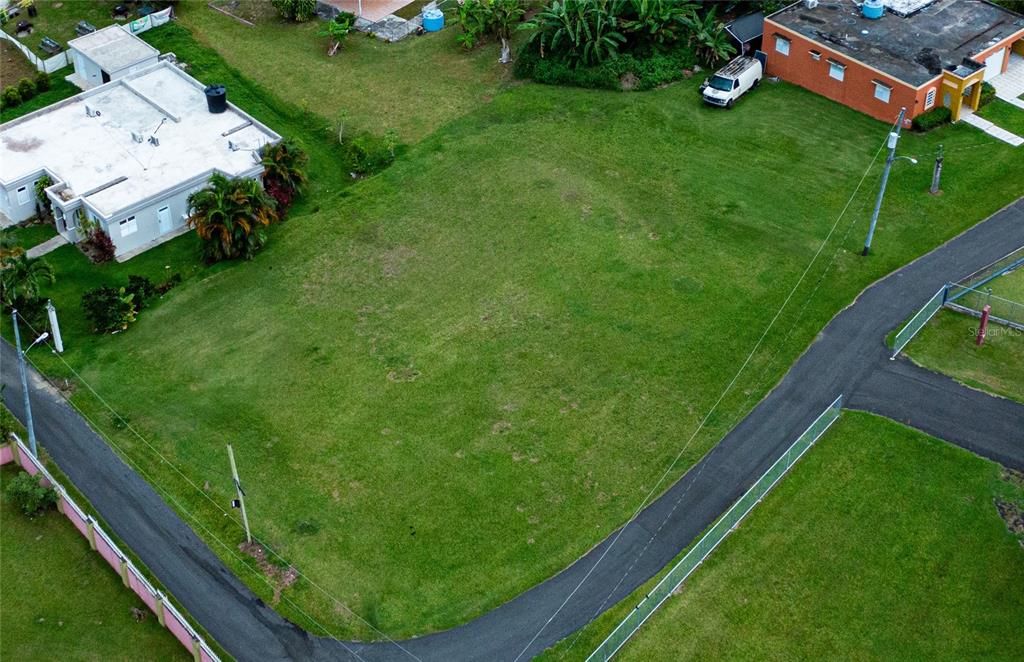 最近售出: $50,000 (0.36 acres)