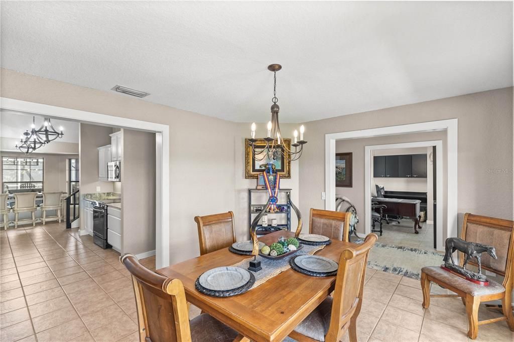 Main House Dining Room - 1st Floor