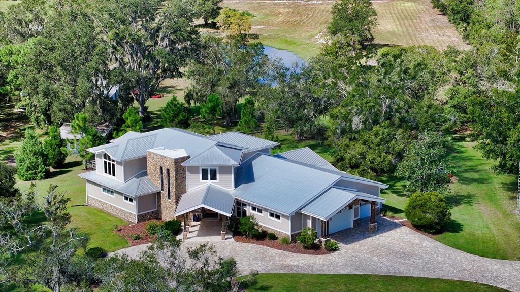 Recently Sold: $1,950,000 (4 beds, 4 baths, 5019 Square Feet)