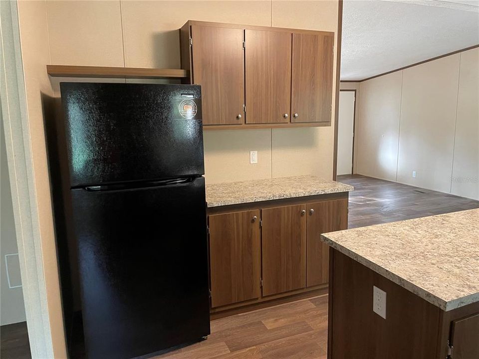 Vendido Recientemente: $184,500 (3 camas, 2 baños, 1344 Pies cuadrados)