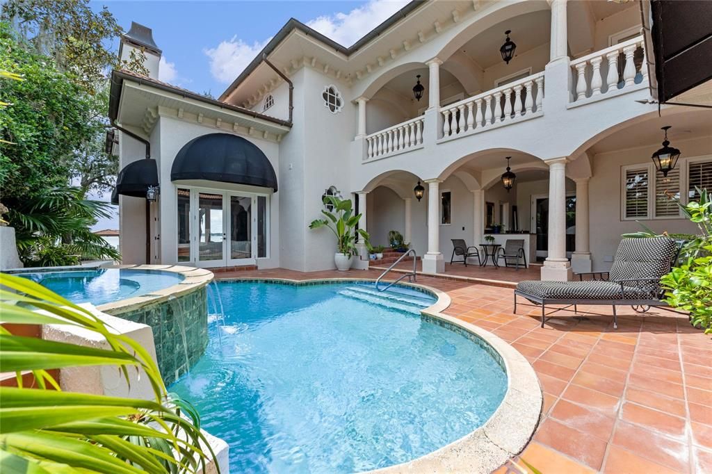 For Sale: $3,500,000 (5 beds, 4 baths, 5111 Square Feet)