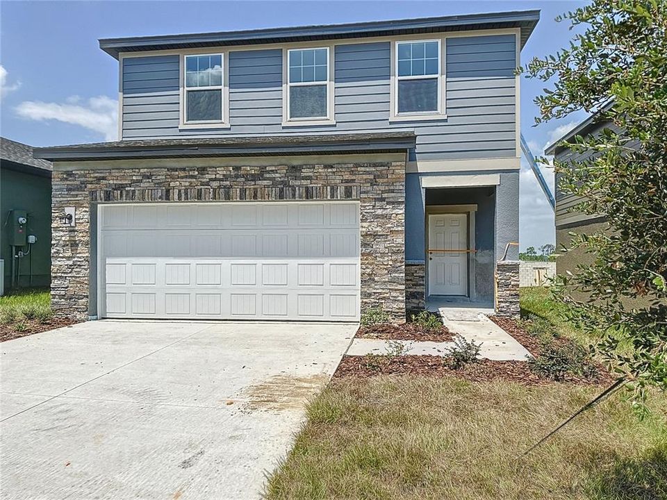 最近售出: $399,990 (4 贝兹, 3 浴室, 2260 平方英尺)