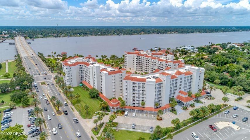 Недавно продано: $499,000 (2 спален, 2 ванн, 2170 Квадратных фут)