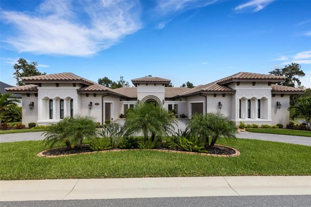 Recently Sold: $1,250,000 (4 beds, 3 baths, 3640 Square Feet)