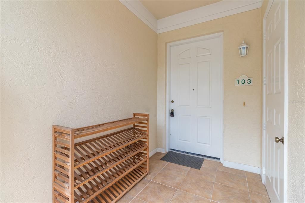 Active With Contract: $4,600 (3 beds, 3 baths, 2025 Square Feet)