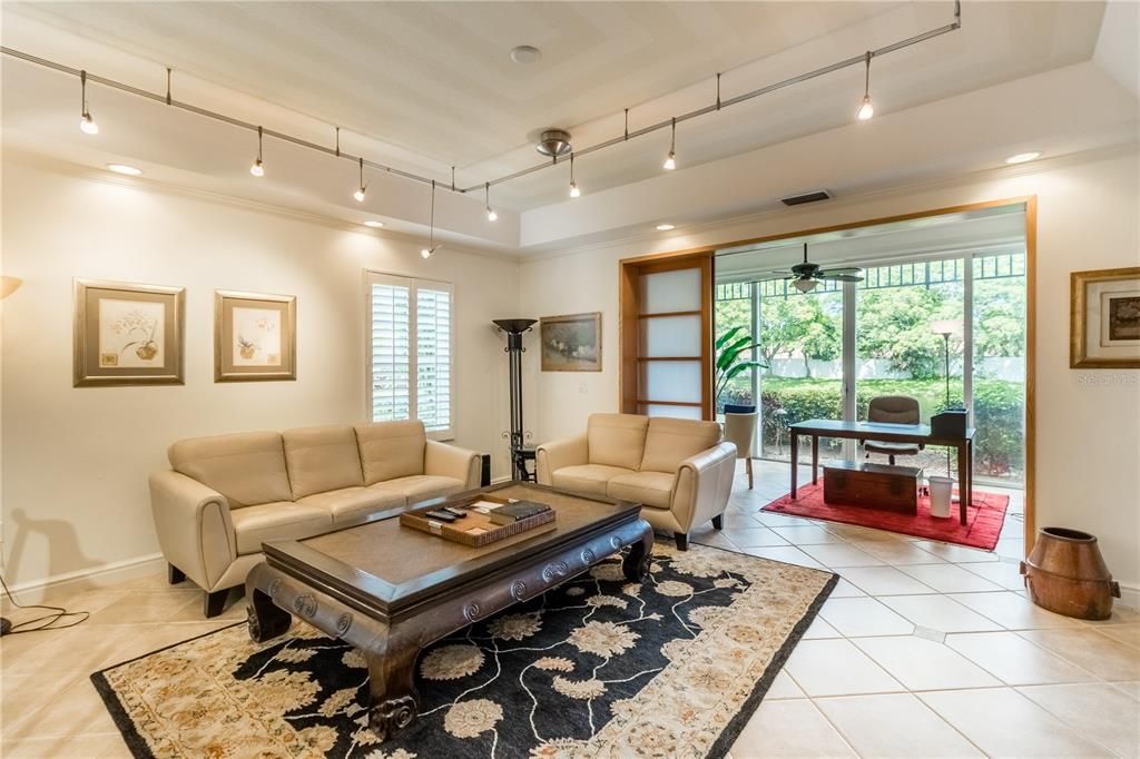 Active With Contract: $4,600 (3 beds, 3 baths, 2025 Square Feet)