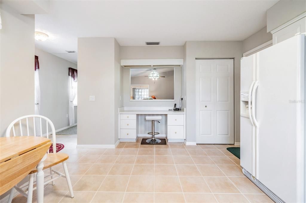 Recently Sold: $275,000 (2 beds, 2 baths, 1417 Square Feet)