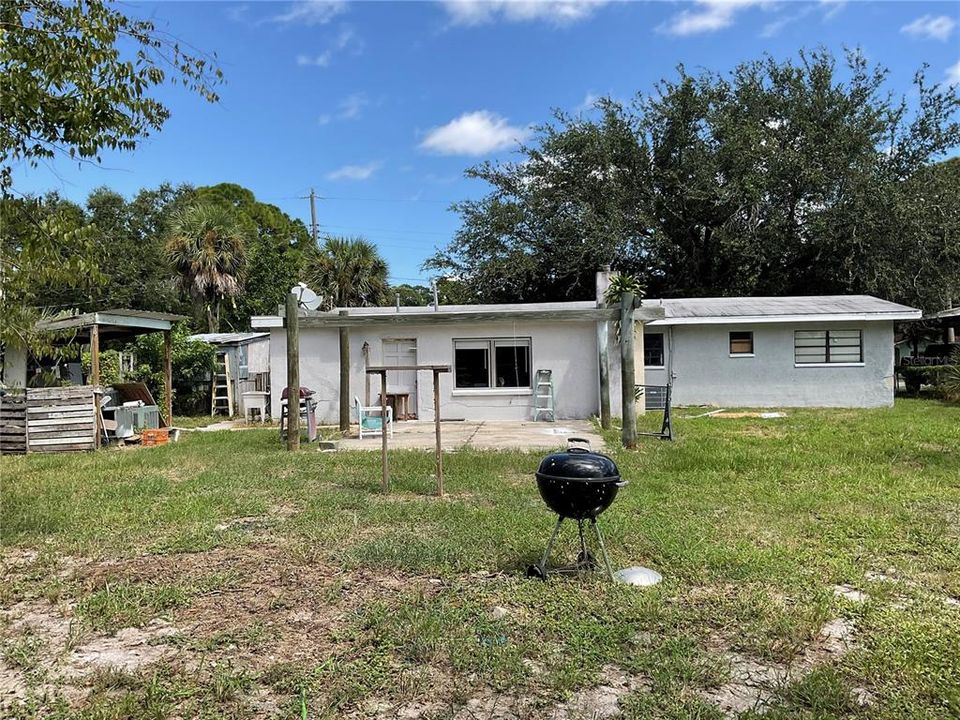 For Sale: $260,000 (4 beds, 2 baths, 1541 Square Feet)