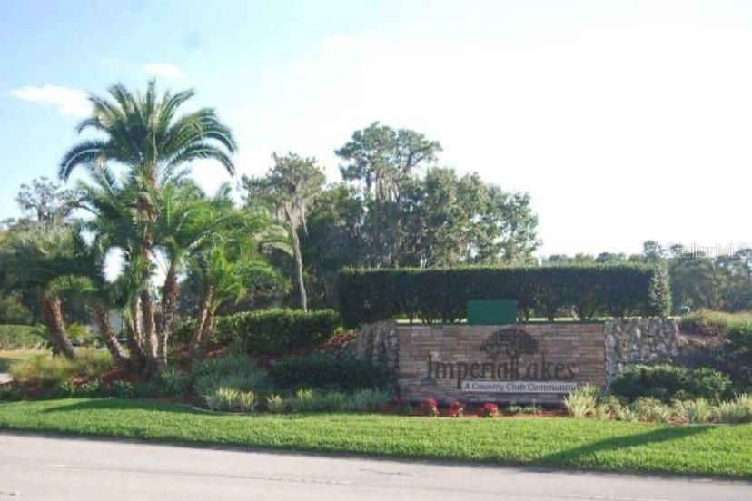 Recently Sold: $164,900 (2 beds, 2 baths, 945 Square Feet)