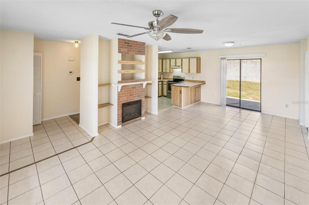 For Sale: $424,900 (3 beds, 2 baths, 1197 Square Feet)