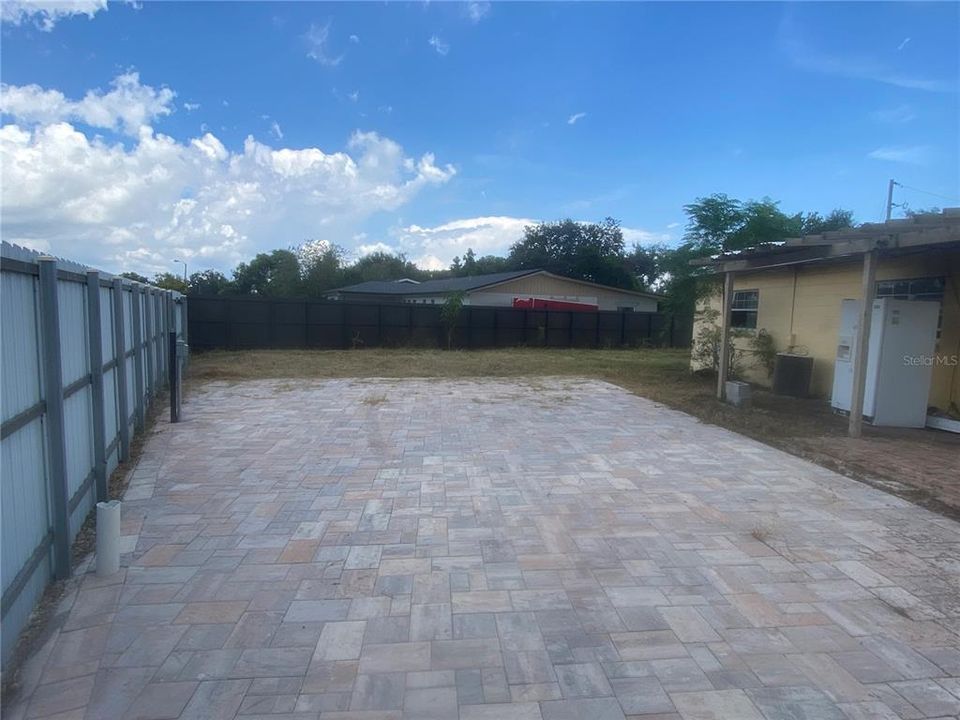 Recently Sold: $240,000 (3 beds, 1 baths, 1380 Square Feet)