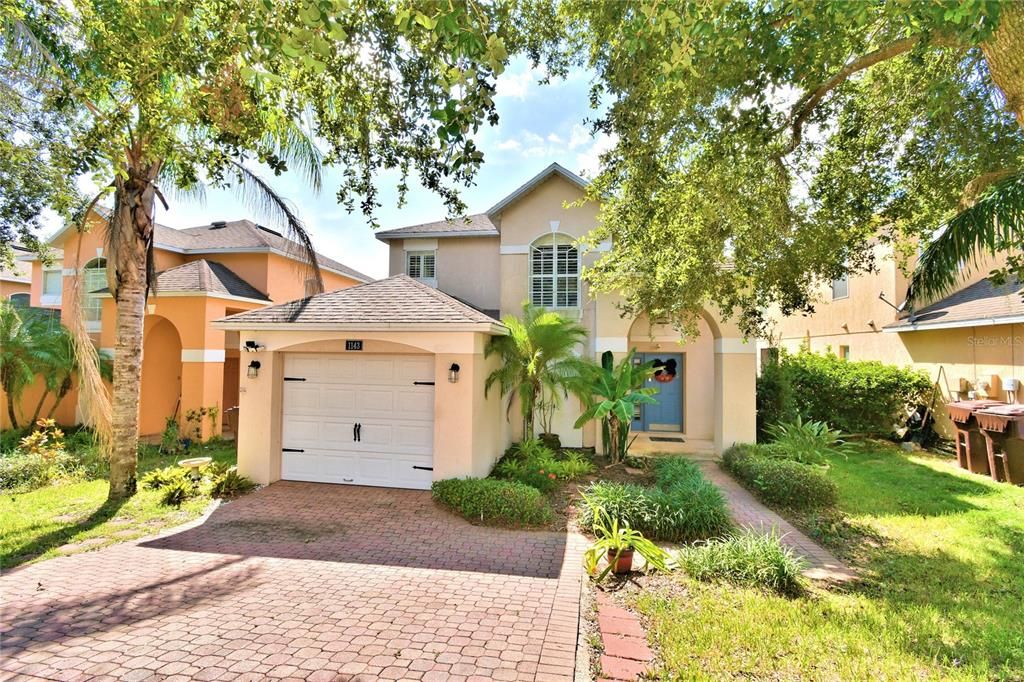 Recently Sold: $369,000 (3 beds, 3 baths, 1644 Square Feet)