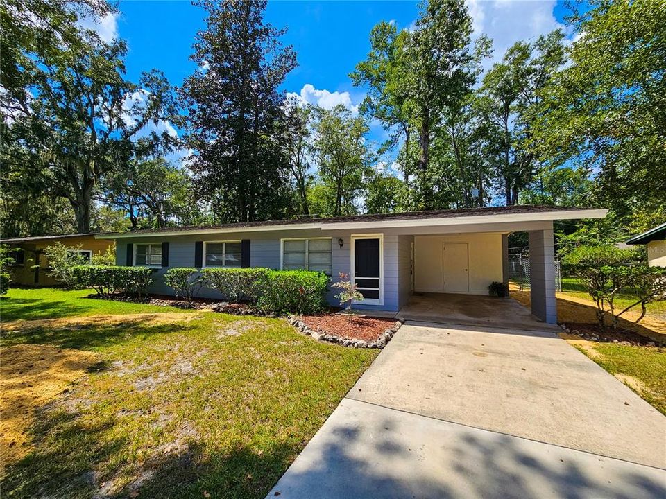 Recently Sold: $240,000 (3 beds, 1 baths, 1008 Square Feet)