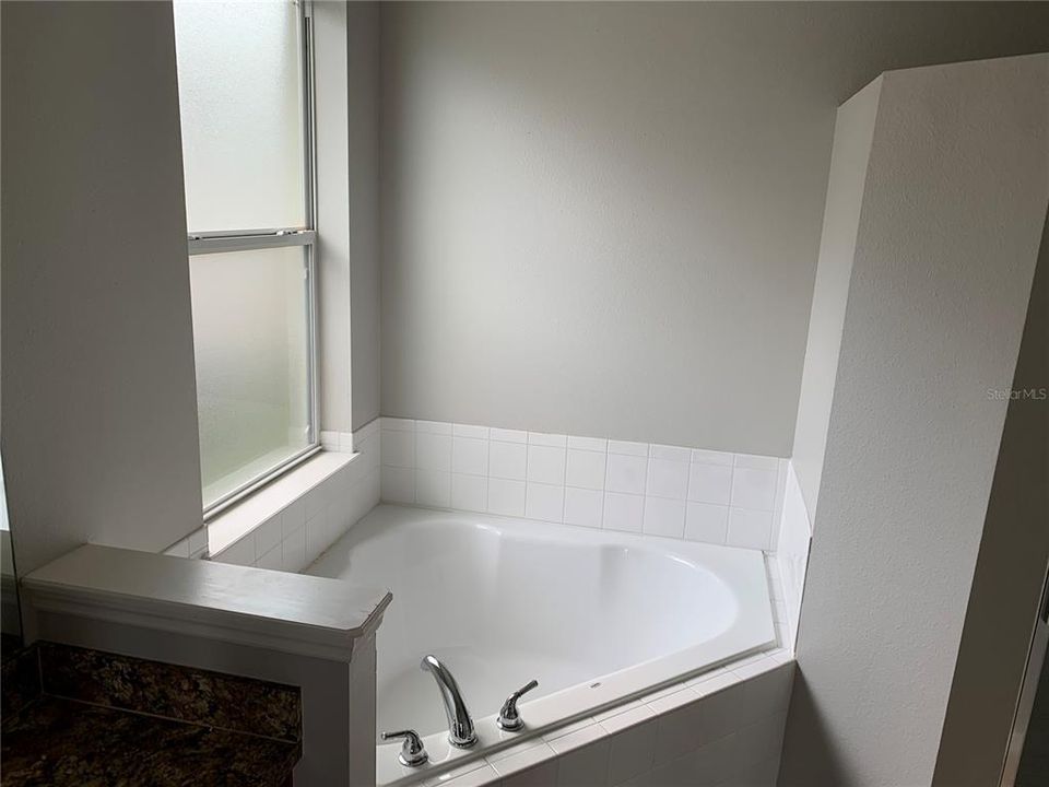 最近租的: $1,800 (3 贝兹, 2 浴室, 1556 平方英尺)