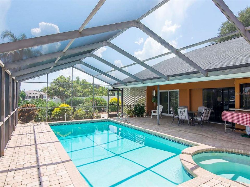 Screened Pool Area