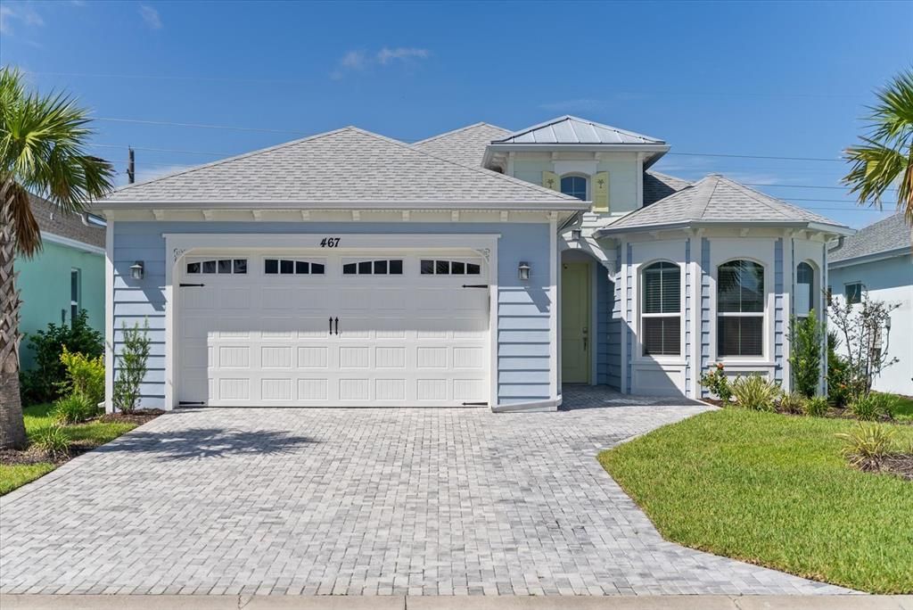 Recently Sold: $584,000 (2 beds, 2 baths, 2067 Square Feet)