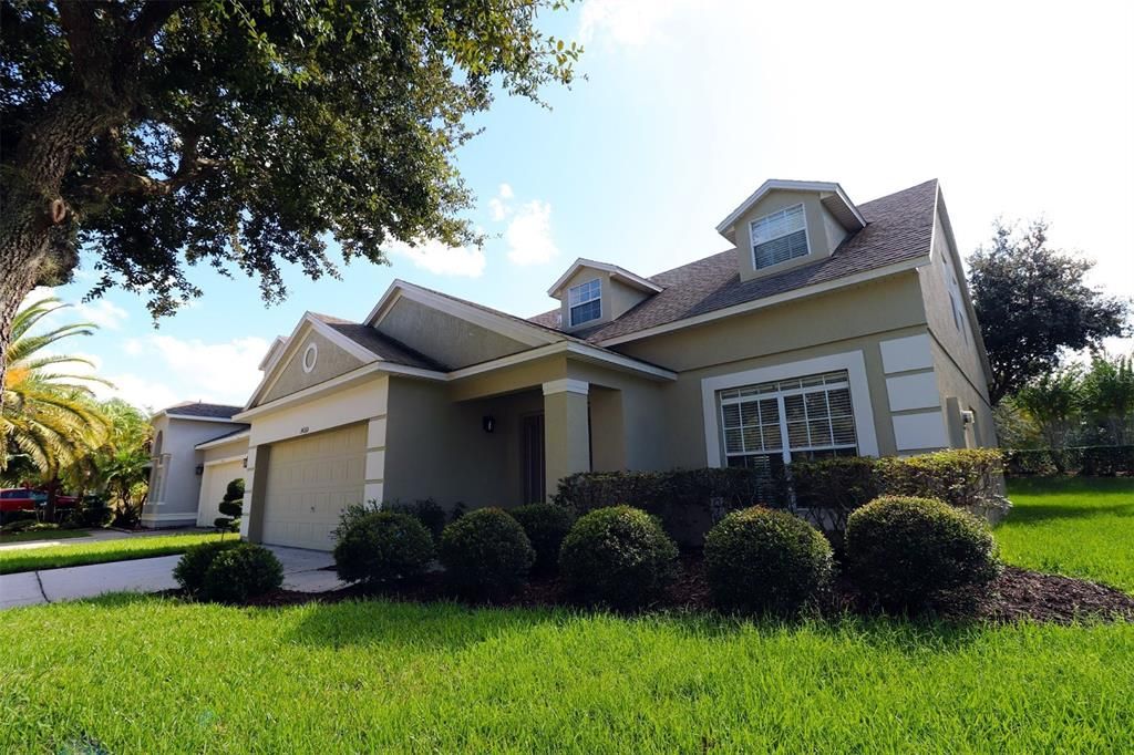 Recently Rented: $2,635 (4 beds, 2 baths, 1904 Square Feet)