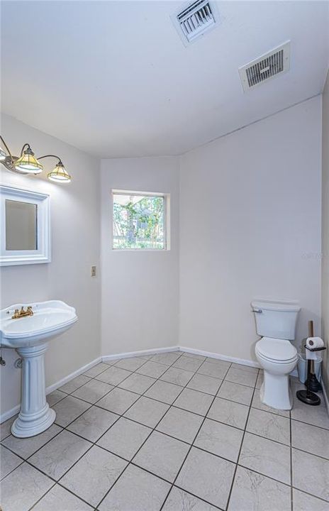 2nd Bathroom