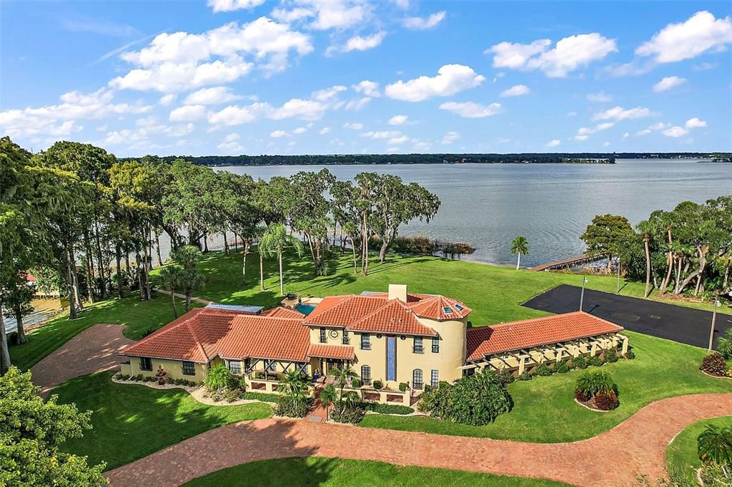 Your spectacular lakefront oasis awaits!
