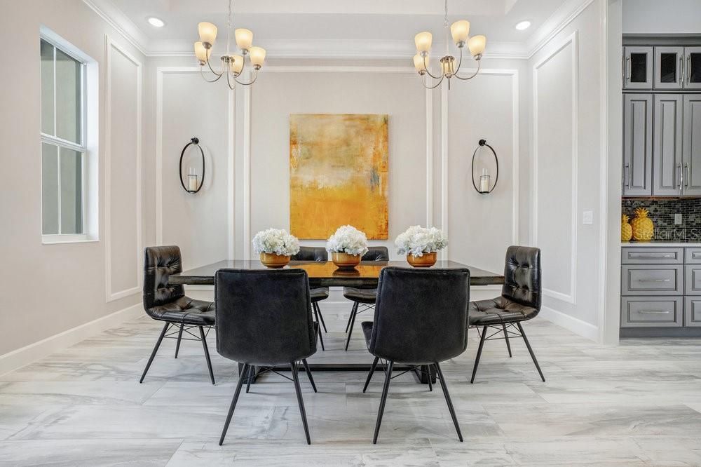 Recently Sold: $2,650,000 (7 beds, 6 baths, 6176 Square Feet)