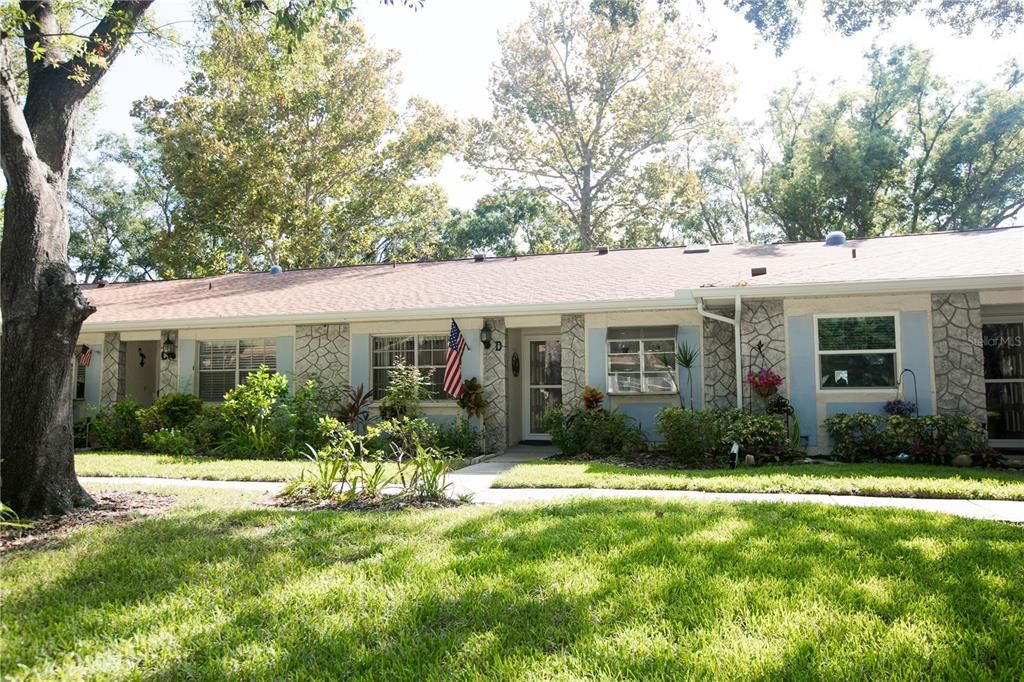 Recently Sold: $310,000 (2 beds, 2 baths, 1400 Square Feet)