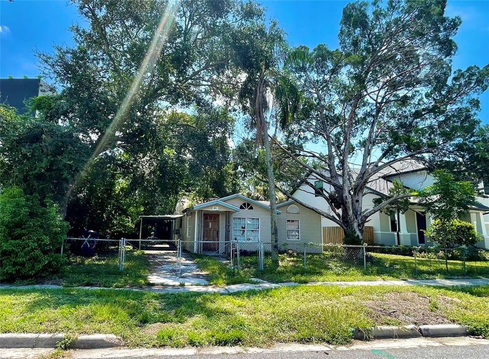 Недавно продано: $415,000 (1 спален, 1 ванн, 952 Квадратных фут)