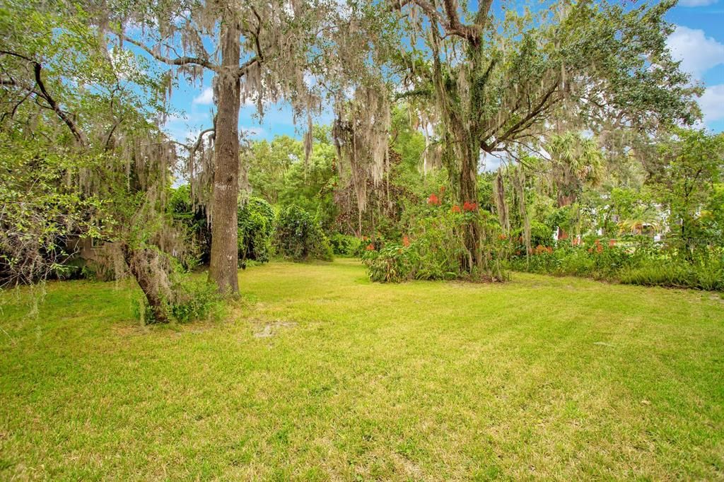 Recently Sold: $2,000,000 (1.37 acres)