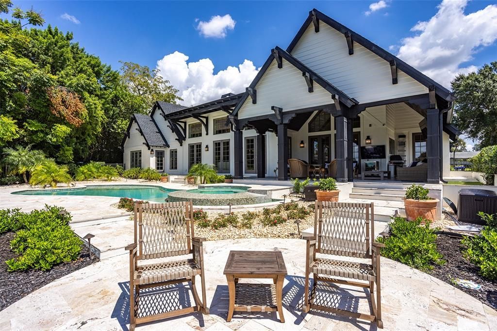 Recently Sold: $4,125,000 (5 beds, 5 baths, 4936 Square Feet)