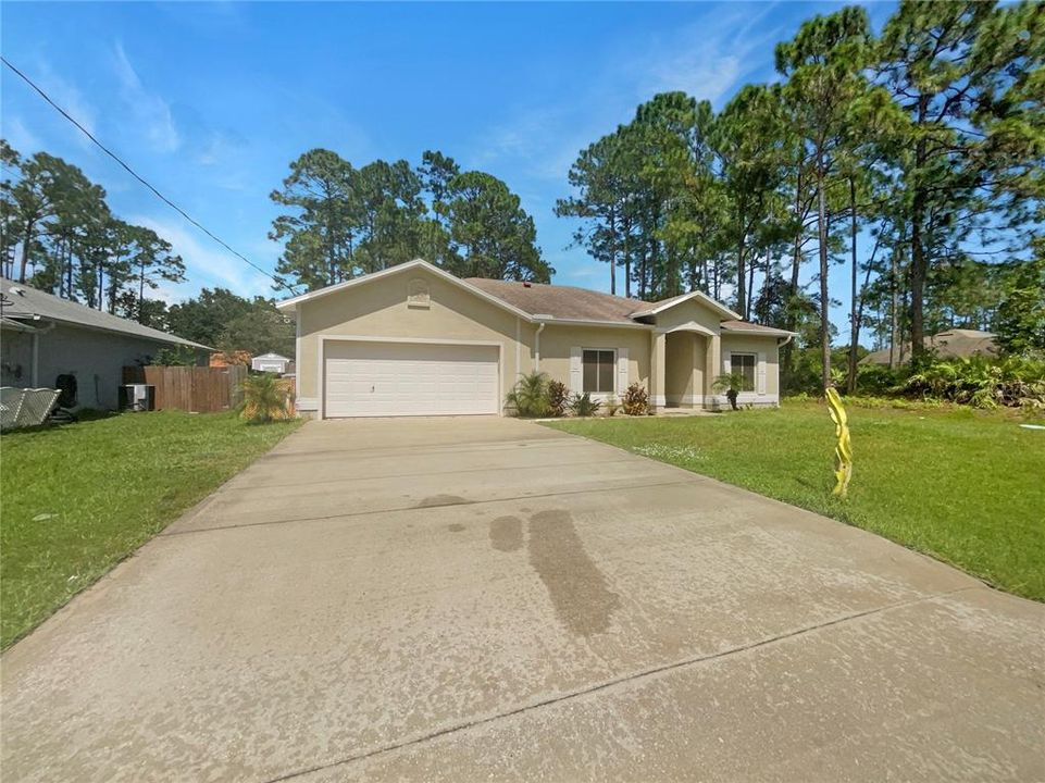 Active With Contract: $300,000 (4 beds, 2 baths, 1873 Square Feet)